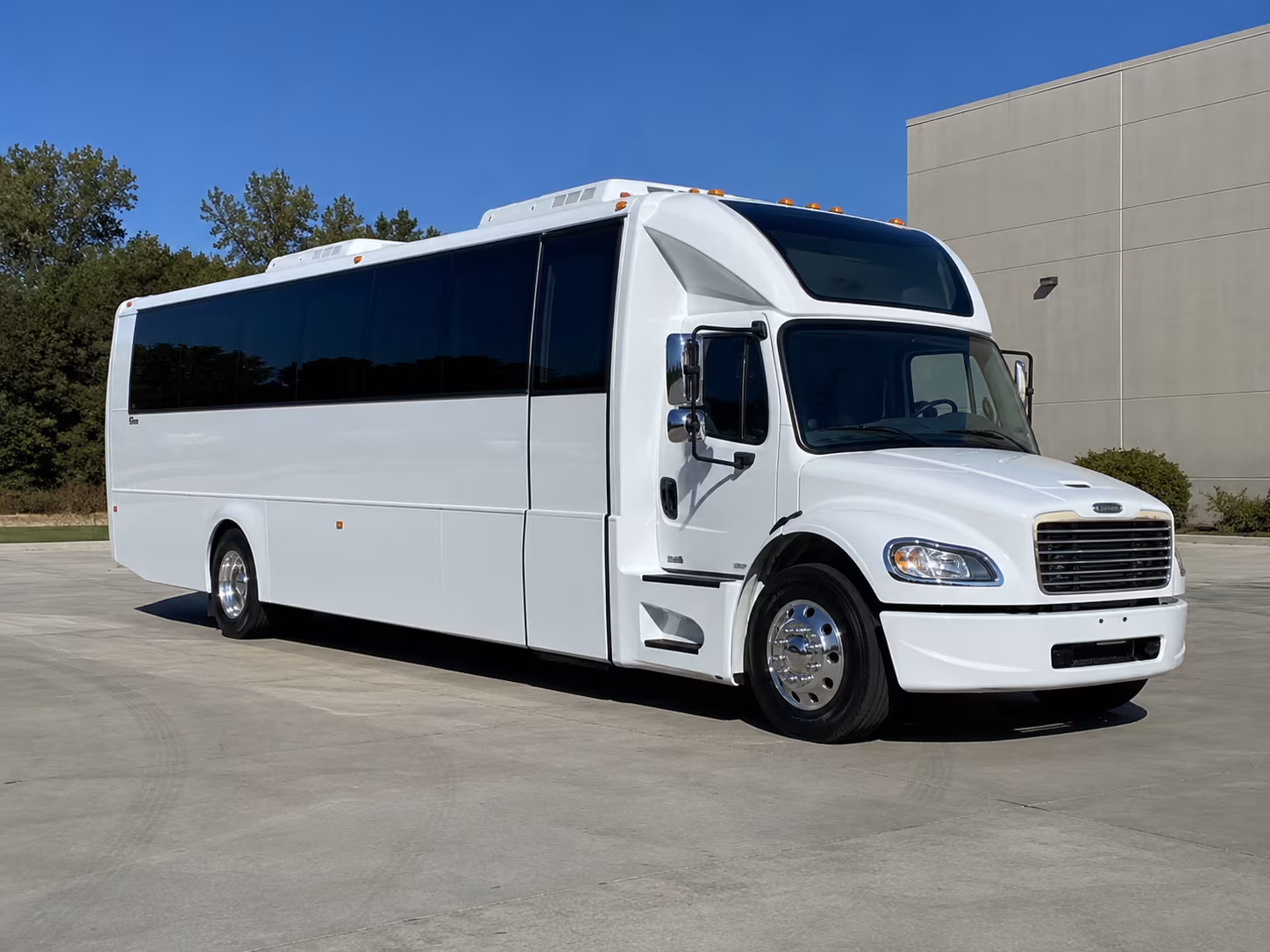 burleson 28 passenger party bus