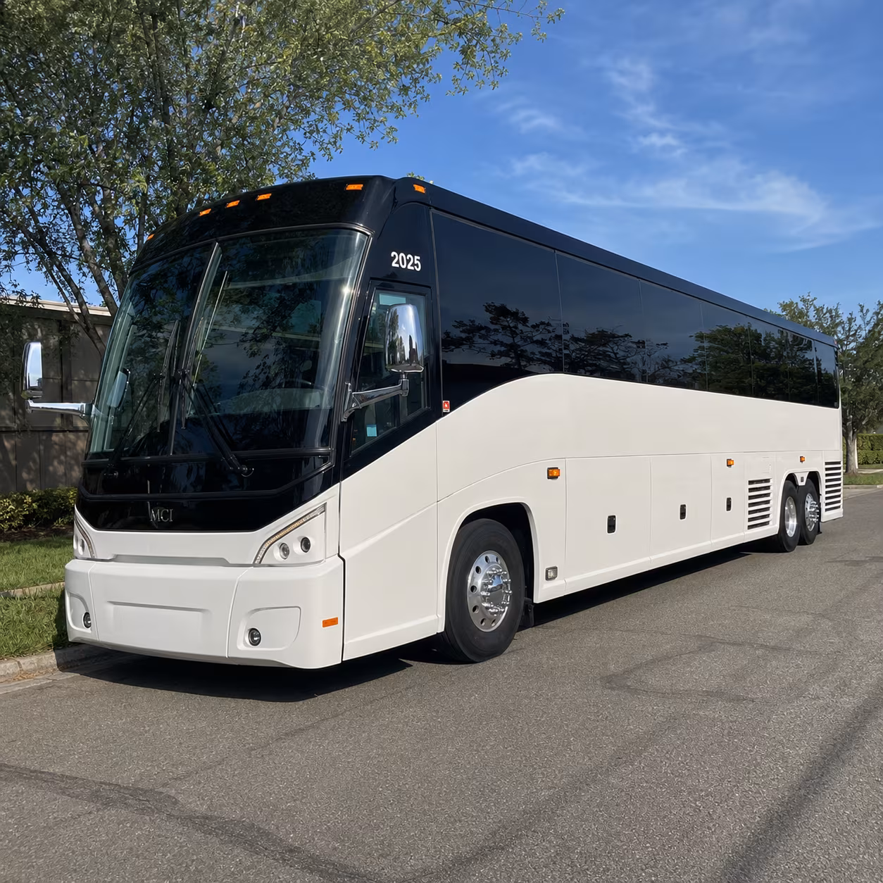 take your group south on i 35w from waco to austin to san antonio